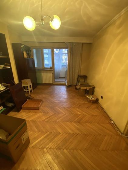 Apartament cu 3 camere decomandat în Ultracentral