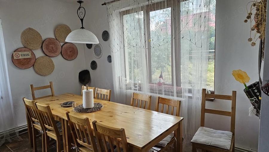 Casă cu 5 camere cu Teren 420 Mp în Paltin