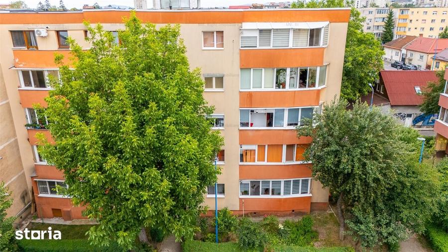 Apartament 2 camere | 2 balcoane | decomandat | Codrul Cosminului - 8