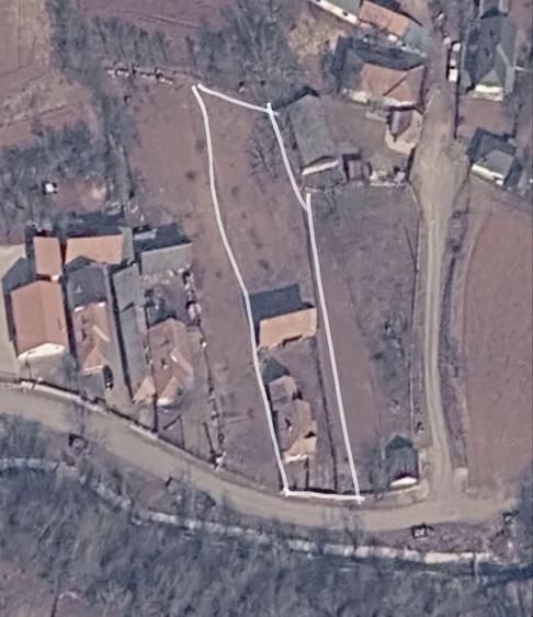 Casă cu 2 camere în Căpușu Mare