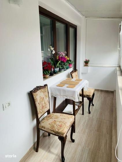 Apartament cu 3 camere decomandat în Victoriei