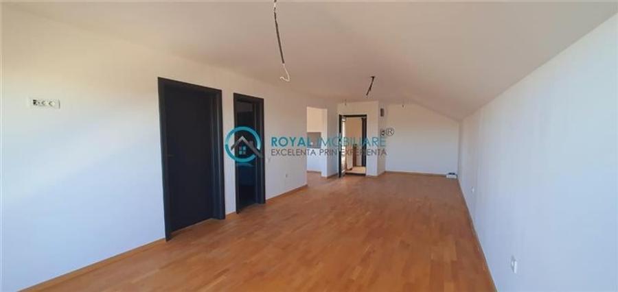 Apartament cu 2 camere decomandat în Albert