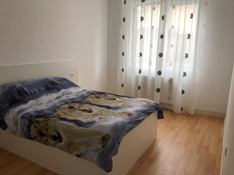 Apartament cu 2 camere semidecomandat în Florești