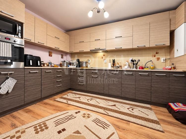 Apartament cu 2 camere semidecomandat în Florești