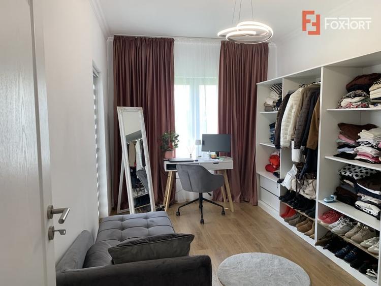 Apartament cu 3 camere decomandat, mobilat în Moșnița Nouă