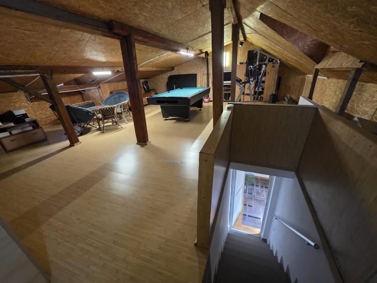 Casă individuală cu 6 camere cu Piscina în Bragadiru
