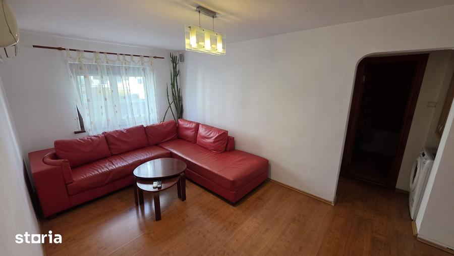 Apartament cu 4 camere în Est