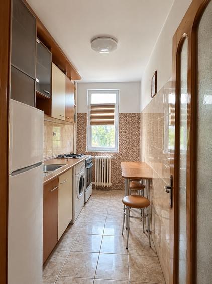 Garsonieră decomandată în Brâncoveanu