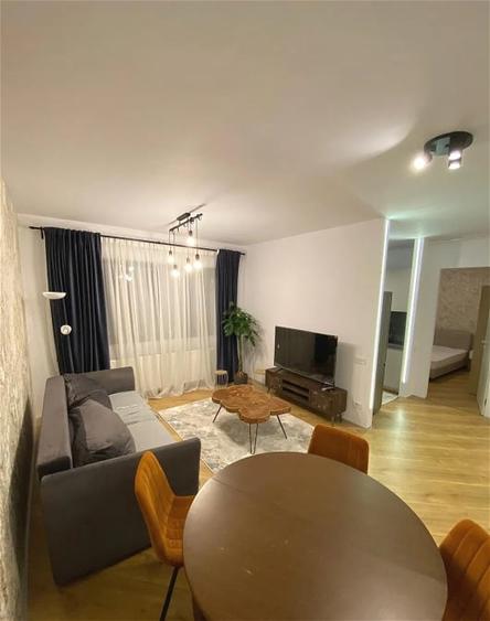 Apartament cu 2 camere semidecomandat, mobilat în Pipera