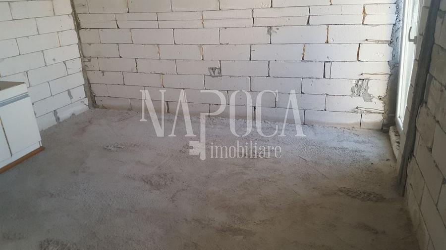 Casă individuală cu 5 camere cu Canalizare în Dâmbul Rotund