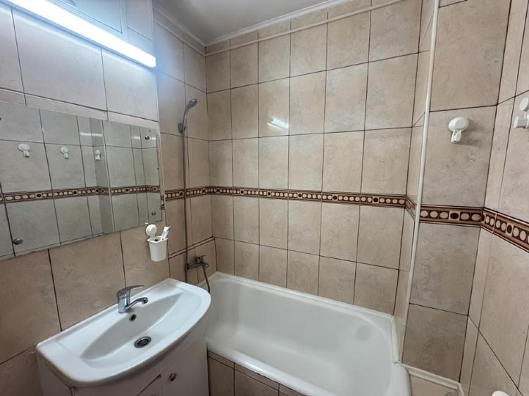 Garsonieră decomandată în Dristor