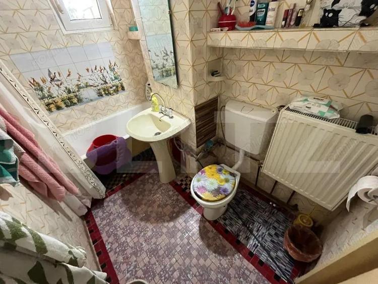 Apartament cu 3 camere decomandat, mobilat în Central