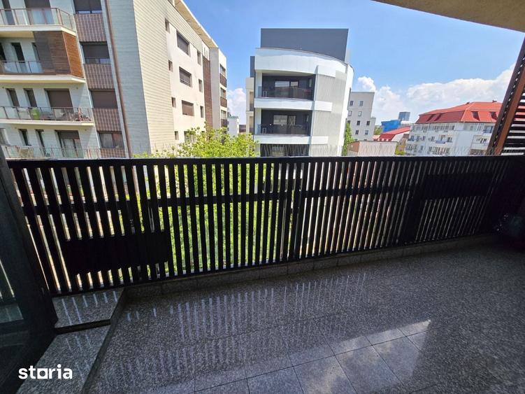 Apartament cu 4 camere în Herăstrău