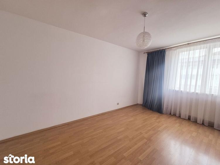Apartament cu 2 camere decomandat în Precista