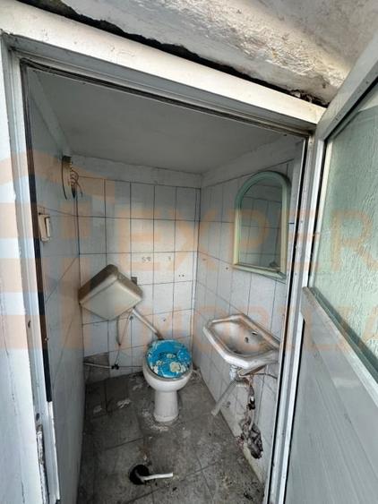 Casă individuală cu 4 camere cu Canalizare în Tomis II