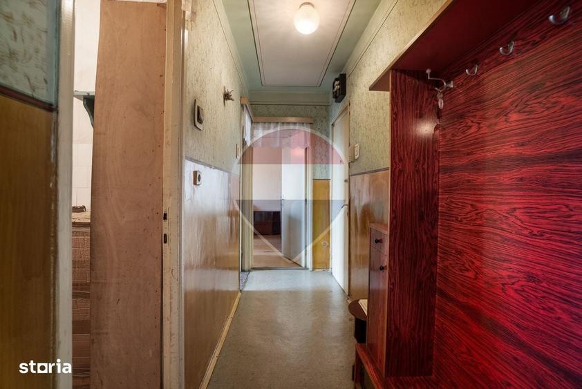 Apartament cu 2 camere decomandat în Central