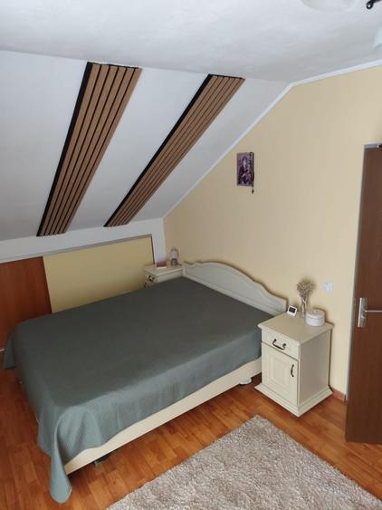 Apartament cu 3 camere în Florești