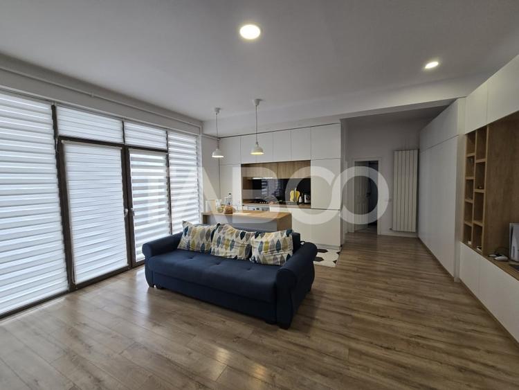 Apartament cu 3 camere decomandat, mobilat în Mihai Viteazul