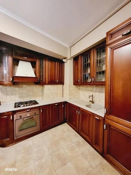 Apartament cu 2 camere semidecomandat, mobilat în Turda