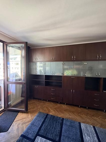 Garsonieră semidecomandată în Vatra Luminoasă