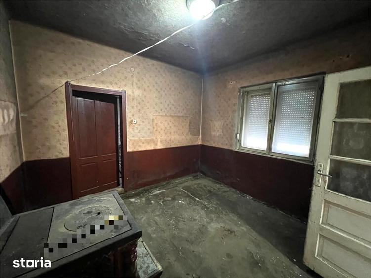 Casă cu 3 camere cu Teren 1850 Mp în Odoreu