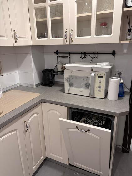 Apartament cu 2 camere decomandat în Popești-Leordeni