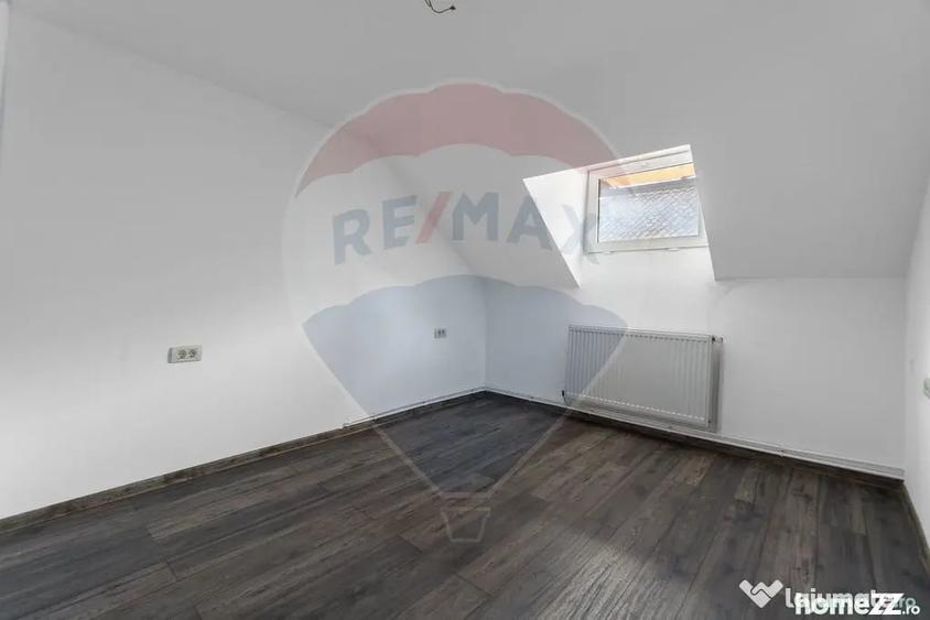 Apartament cu 7 camere decomandat în Ultracentral
