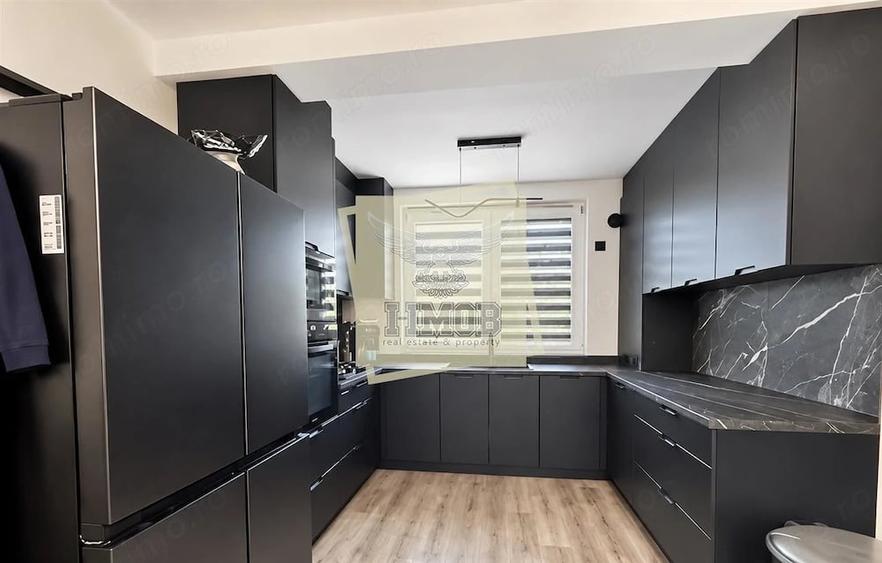 Casă cu 3 camere cu Teren 230 Mp în Central