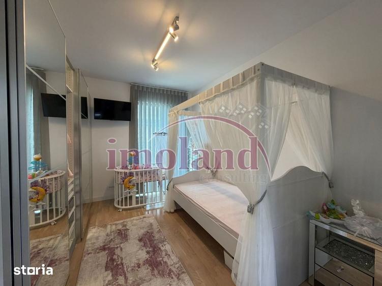 Apartament cu 4 camere în Central