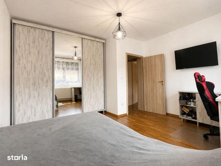 Casa cu 5 camere I teren 720 mp I renovata integral - Comision 0% - 10