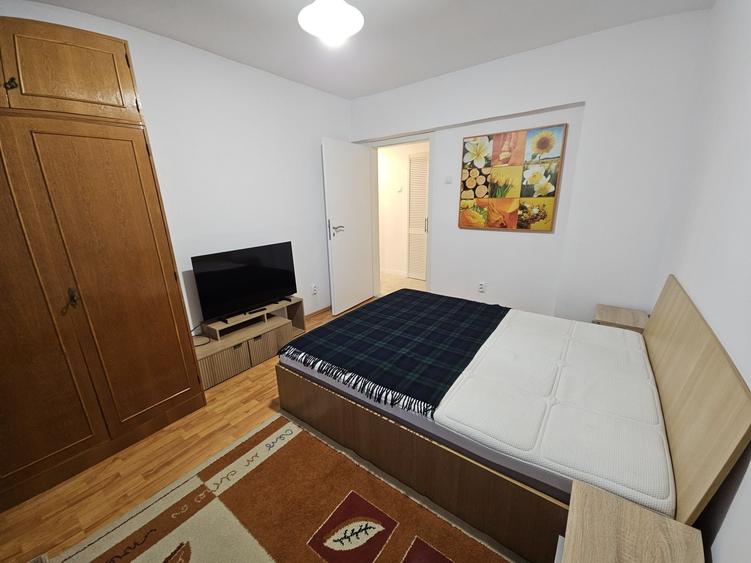 Apartament cu 3 camere decomandat în Mărăști