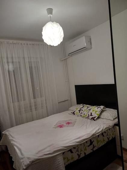 Apartament cu 3 camere semidecomandat în Sălaj
