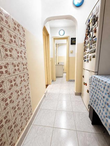 Apartament cu 2 camere semidecomandat în Central