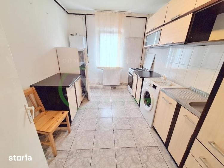 Apartament cu 2 camere semidecomandat în Republicii