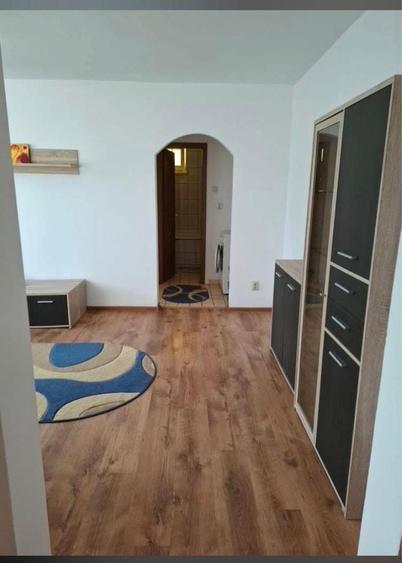 Apartament cu 2 camere semidecomandat în Dărmănești