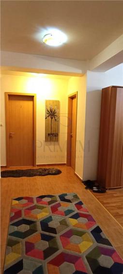 Apartament cu 4 camere decomandat în Aradului