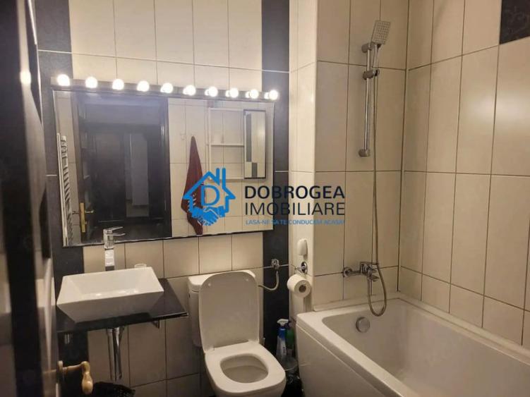 Apartament cu 2 camere decomandat în Păcii