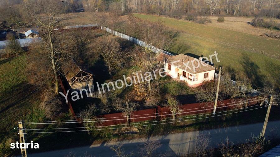 Casă cu 3 camere cu Teren 3378 Mp în Bârla