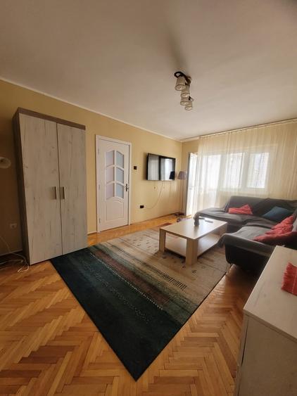 Apartament cu 2 camere decomandat în Dorobanți