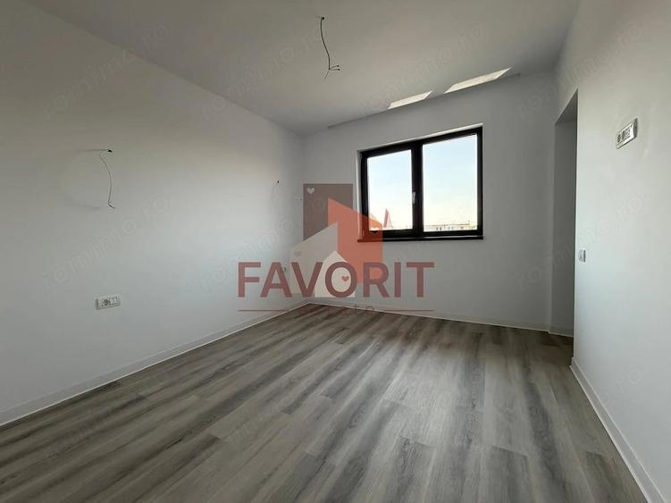 Casă cu 5 camere cu Teren 350 Mp în Becicherecu Mic