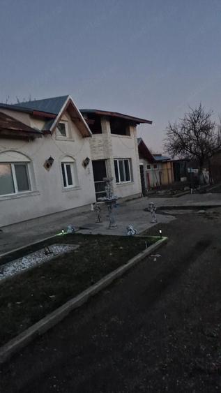 Casă cu Teren 500 Mp în Mihai Vodă
