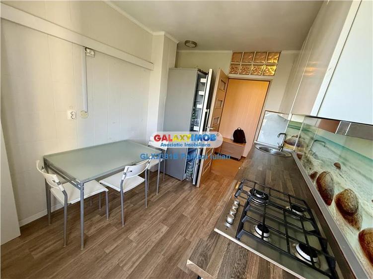 Apartament cu 3 camere decomandat, mobilat în Lujerului