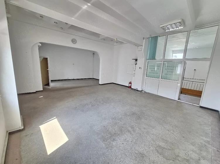 Spațiu comercial, de 80 mp, în Zahana