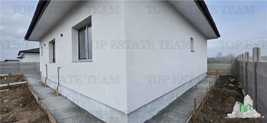 Casă cu 4 camere cu Teren 402 Mp în Clinceni