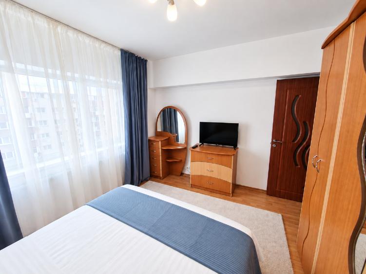 Apartament cu 3 camere decomandat, mobilat în Lujerului