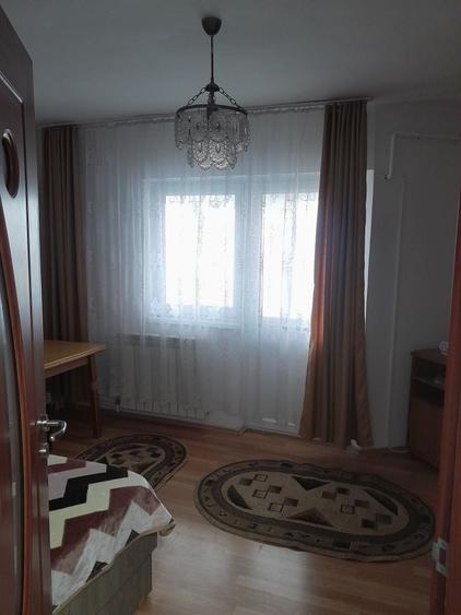 Garsonieră decomandată în Ostroveni