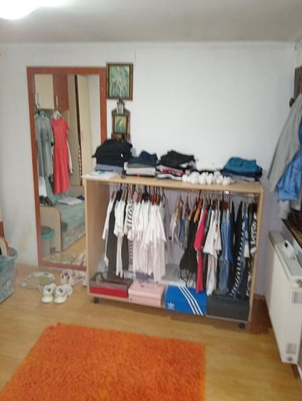 Casă cu 4 camere cu Teren 300 Mp în Tei