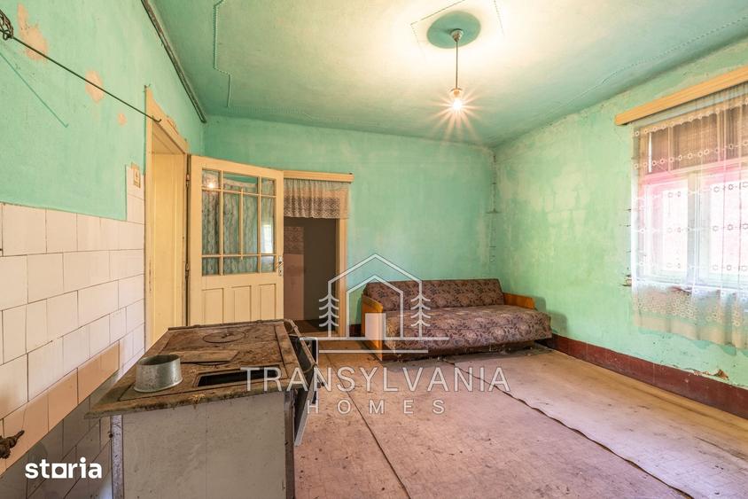 Casă cu 5 camere cu Teren 1922 Mp în Tritenii de Jos