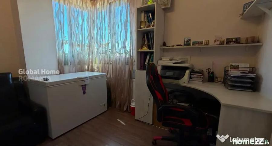 Apartament cu 3 camere decomandat în Dămăroaia