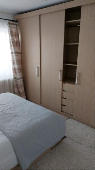 Apartament cu 3 camere decomandat în Traian